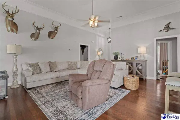 1337 Millbank Dr, Florence, SC 29501