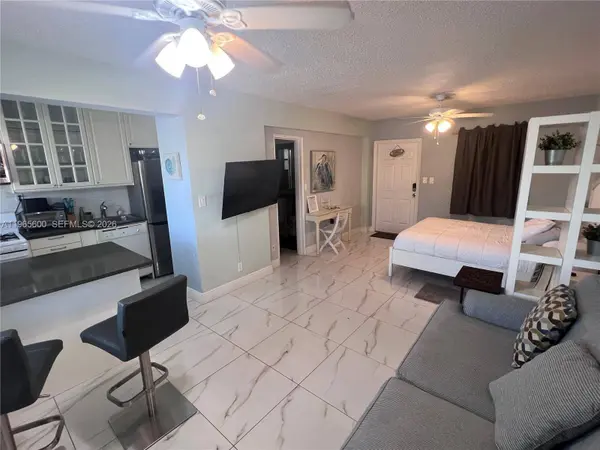 321 Wilson ST #A203, Hollywood, FL 33019