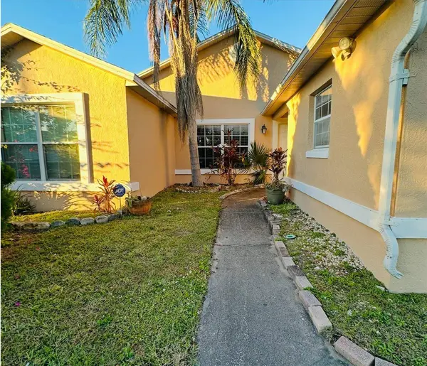 11117 HUXLEY AVE, Orlando, FL 32837