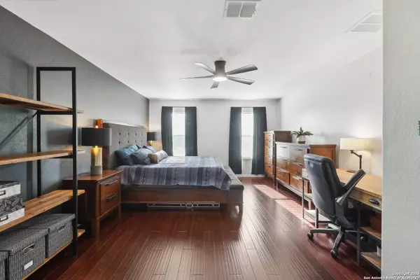 445 Turnberry Way, Cibolo, TX 78108