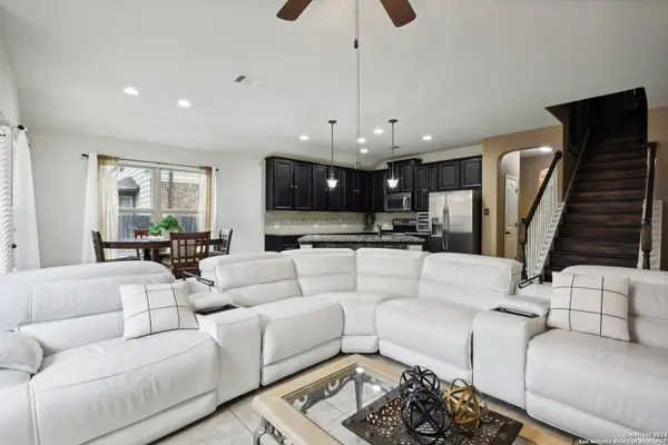112 VISTA DEL REY, Cibolo, TX 78108-3372