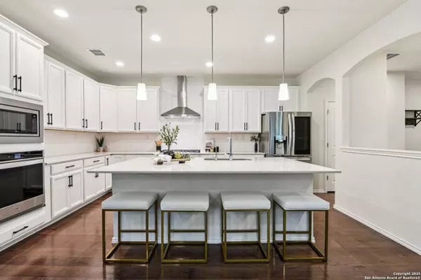 8801 Canopy Bnd, Schertz, TX 78154