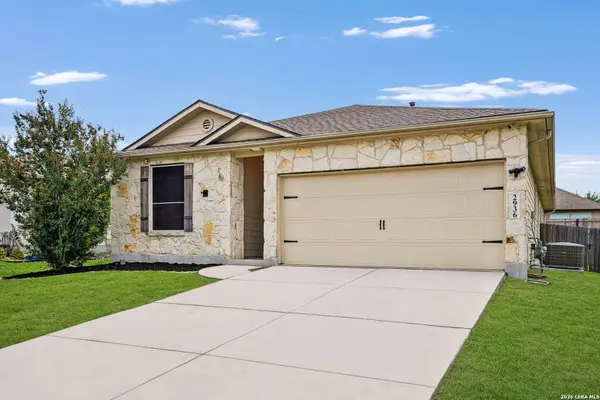 2936 Redtip Dr, Schertz, TX 78108