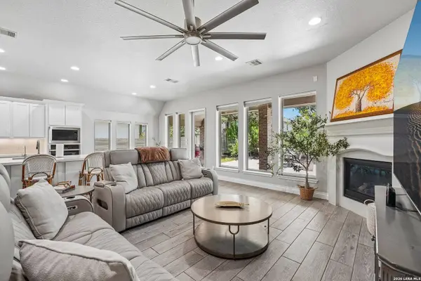 526 ORCHARD WAY, New Braunfels, TX 78132