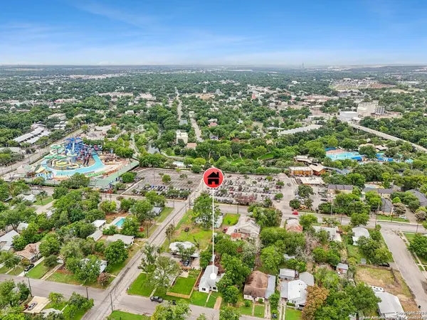 464 S WASHINGTON AVENUE, New Braunfels, TX 78130