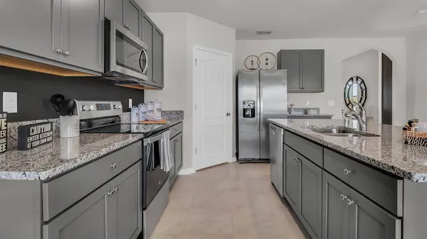 674 PARK PLACE BOULEVARD, Davenport, FL 33837