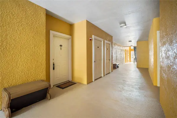 3615 CONROY RD #614, Orlando, FL 32839
