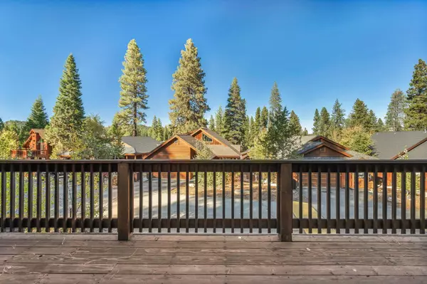 10237 Winter Creek Loop, Truckee, NV 96161