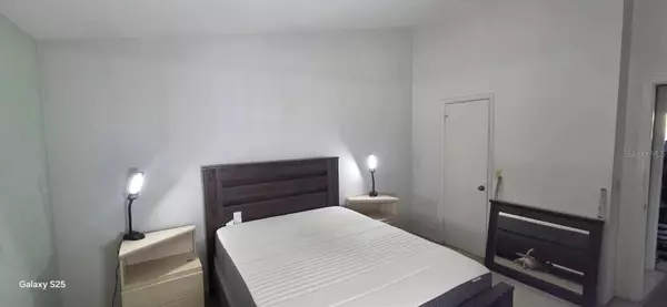 9910 BURL WAY, Orlando, FL 32817