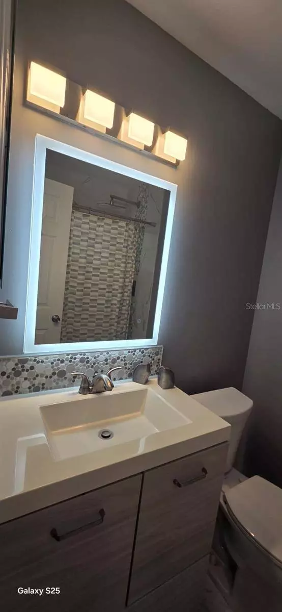 9910 BURL WAY, Orlando, FL 32817