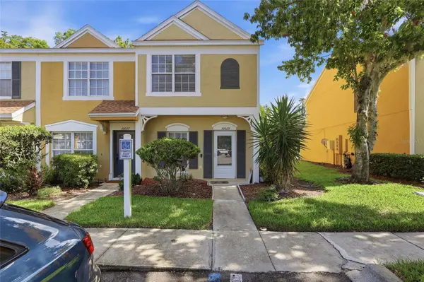 30029 GRANDA HILLS CT, Wesley Chapel, FL 33543