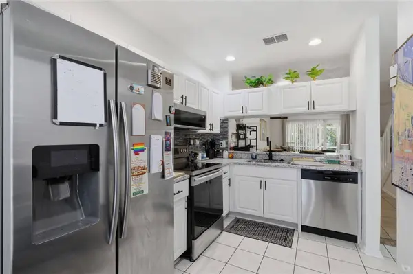 30029 GRANDA HILLS CT, Wesley Chapel, FL 33543