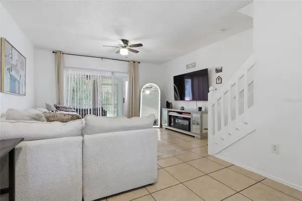 30029 GRANDA HILLS CT, Wesley Chapel, FL 33543