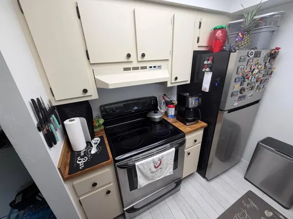 7161 Golf Colony CT #201, Lake Worth, FL 33467