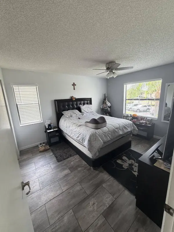 7161 Golf Colony CT #201, Lake Worth, FL 33467