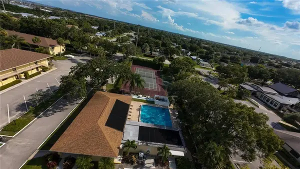 400 18th ST #F7, Vero Beach, FL 32960