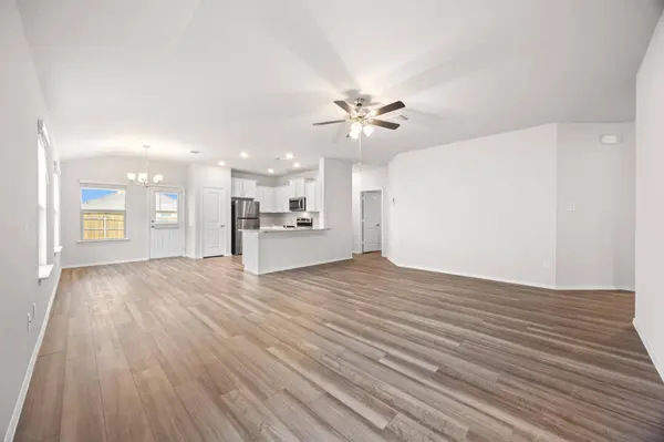 109 Gunther WAY, Taylor, TX 76574