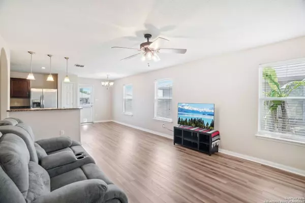 6530 Luckey Tree, San Antonio, TX 78252