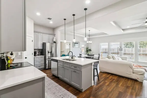 15302 Capri, Selma, TX 78154