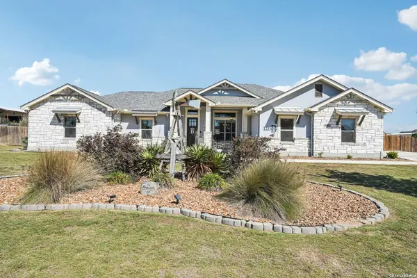 121 WESTFIELD LNDG, La Vernia, TX 78121