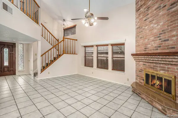 5931 Woodridge Rock, San Antonio, TX 78249