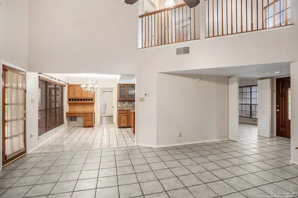 5931 Woodridge Rock, San Antonio, TX 78249