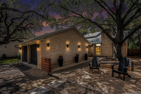 9159 Powhatan Dr, San Antonio, TX 78230