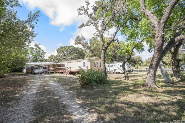 12106 Grapevine, San Antonio, TX 78245