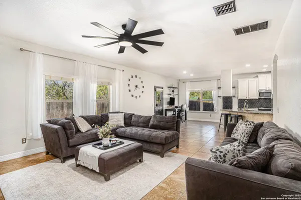 1307 Alaskan Wolf, San Antonio, TX 78245