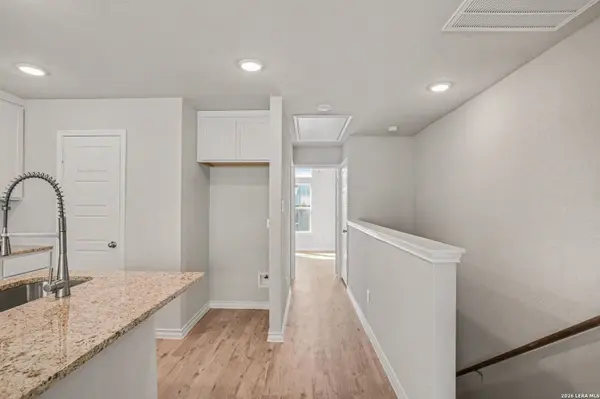 310 W Evergreen ST #120 UNIT 120, San Antonio, TX 78212