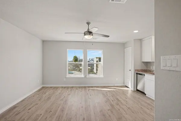 310 W Evergreen UNIT 107, San Antonio, TX 78212