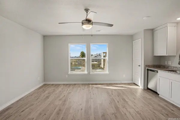310 W Evergreen UNIT 107, San Antonio, TX 78212