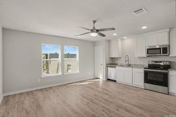 310 W Evergreen UNIT 107, San Antonio, TX 78212