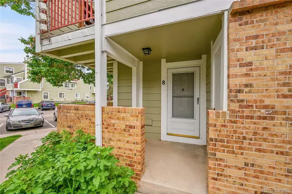 922 S Dearborn WAY #8, Aurora, CO 80012