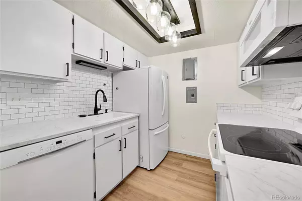 8555 Fairmount DR #C202, Denver, CO 80247