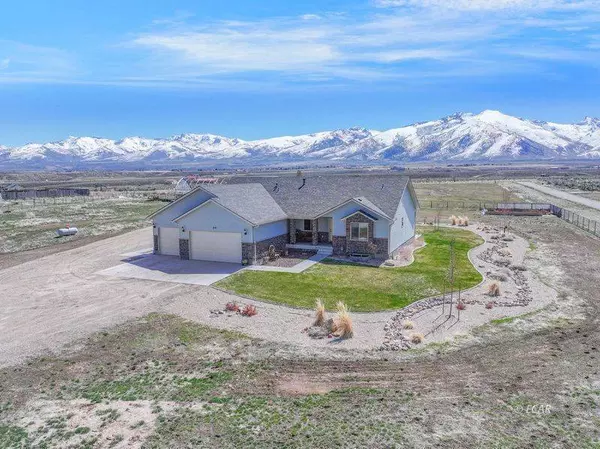 270 Fairlawn PL, Spring Creek, NV 89815