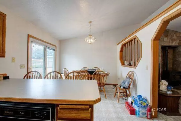 363 Spring Creek Pkwy, Spring Creek, NV 89815