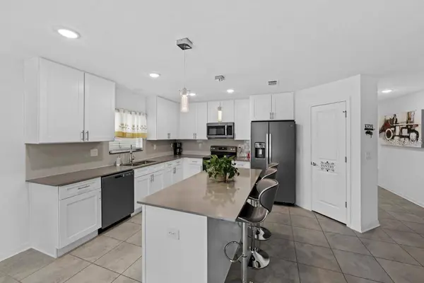 4338 FINCH LN, Kissimmee, FL 34746