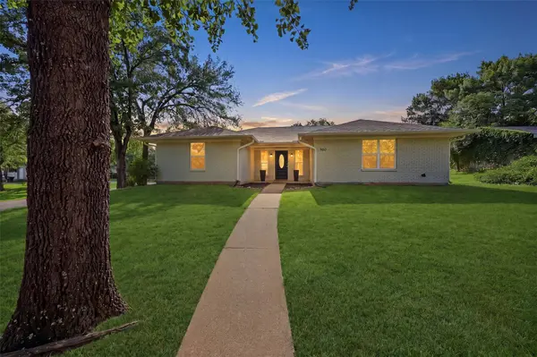 900 Cortez ST, Denison, TX 75020