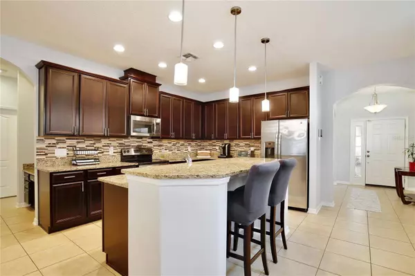 5126 RAVENA AVE W, St Cloud, FL 34771