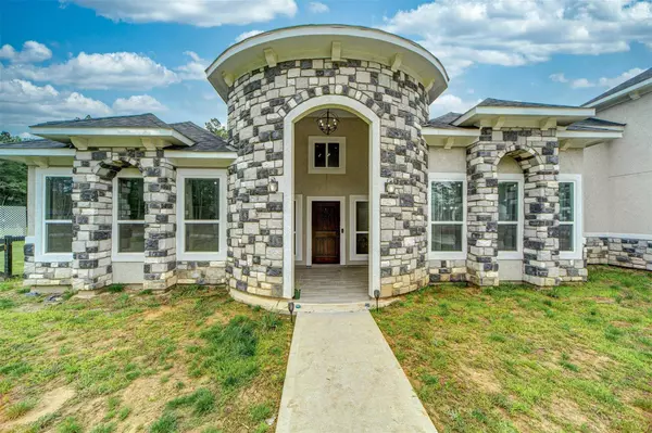 184 Road 6600, Dayton, TX 77535