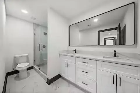 6305 Gay ST, Houston, TX 77022