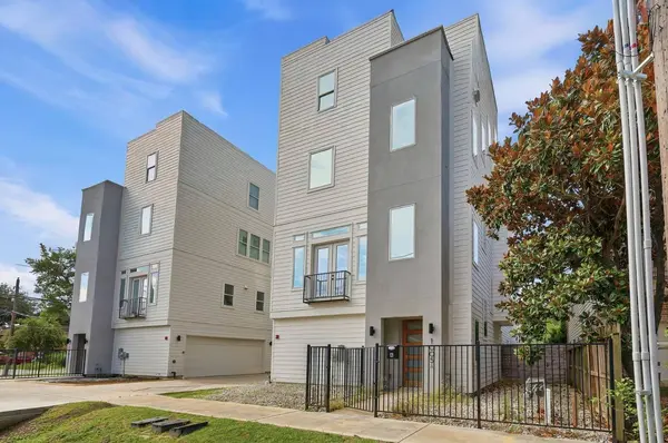 1005 Kern ST #A, Houston, TX 77009