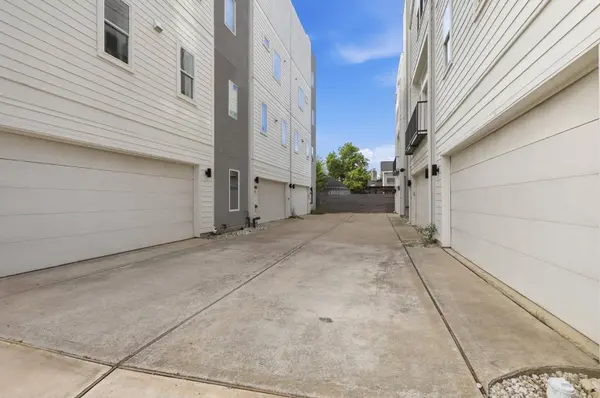 1005 Kern ST #A, Houston, TX 77009