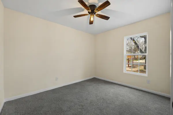 2619 E Houston St, San Antonio, TX 78202-3228