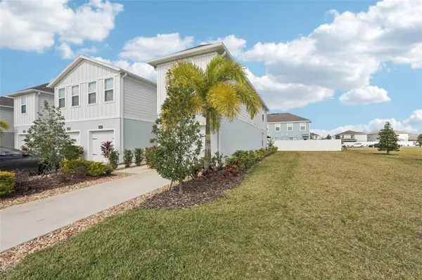 14229 CRIMSON AVE, Lakewood Ranch, FL 34211
