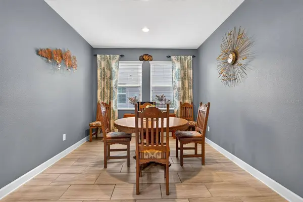 792 ROSEMARY CIR, Bradenton, FL 34212