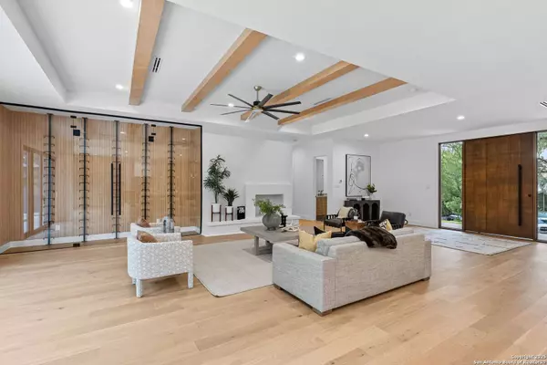 718 RIDGEMONT AVE, Terrell Hills, TX 78209-2845