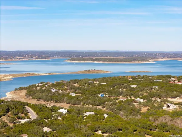 2040 Island View, Canyon Lake, TX 78133-5146