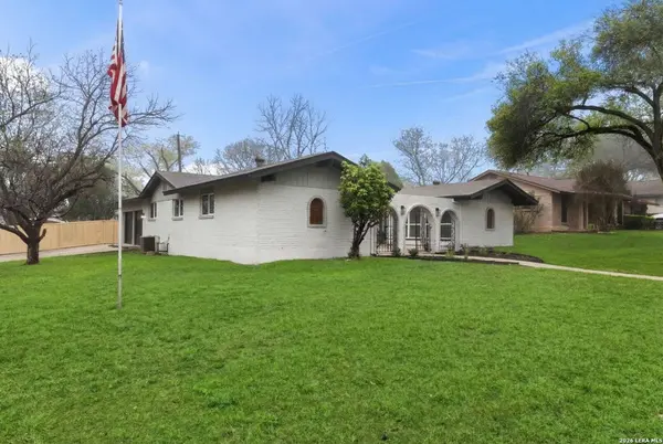 5602 cary grant, San Antonio, TX 78240